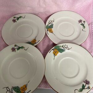 Floral Patterned saucers citation Woodhill